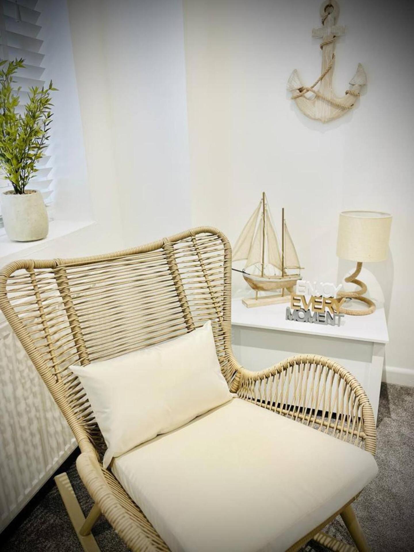 פורטסמות' Stunning 3 Double Bedroom Beach Front Apartment מראה חיצוני תמונה